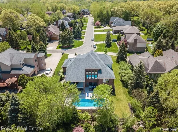 Bloomfield Hills, MI 48302,1968 MAPLEWOOD Avenue