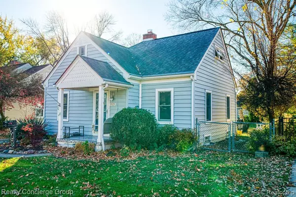 Livonia, MI 48150,9929 ARDEN Street