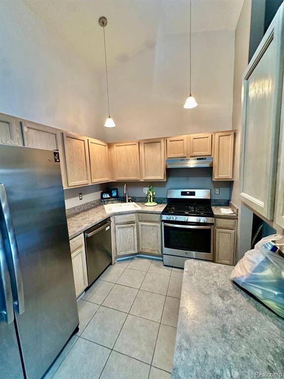 Trenton, MI 48183,23459 WAGAR CT