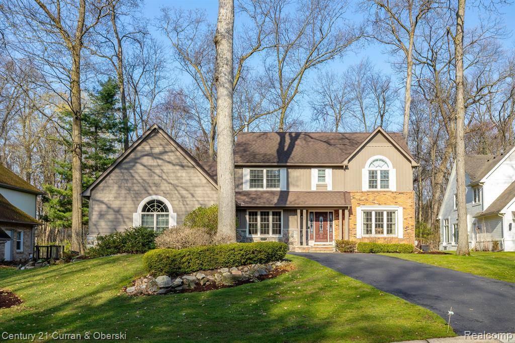 West Bloomfield, MI 48324,6262 Mission Drive