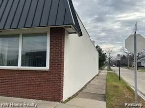 Saint Clair Shores, MI 48080,23700 HARPER Avenue