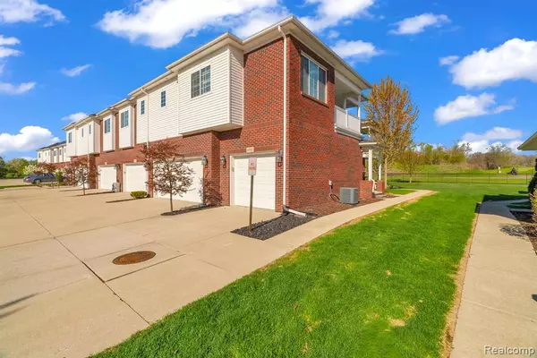 Washington, MI,6985 BOULDER POINTE Drive