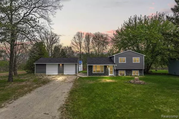 14542 N MCKINLEY Road, Montrose, MI 48457