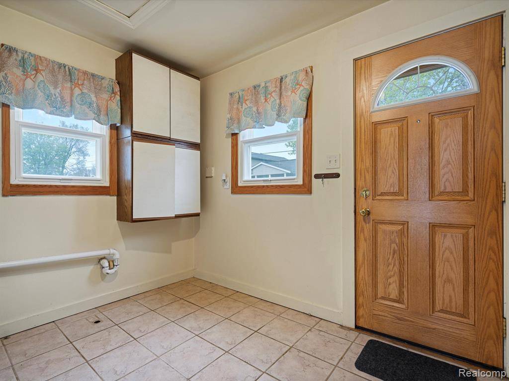 White Lake, MI,2094 KINGSTON Street