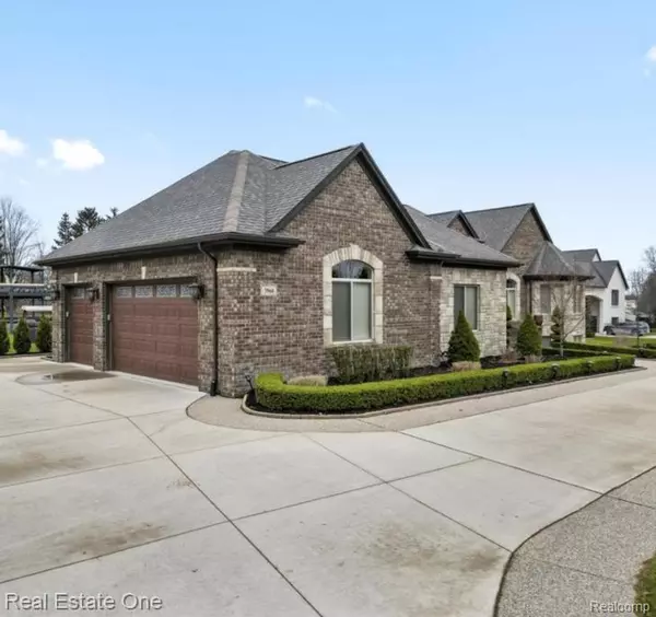 Rochester, MI 48306,3960 Harvest Creek Court