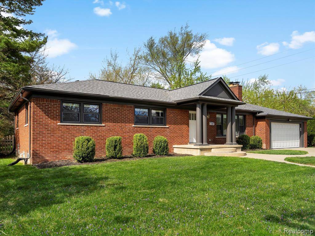 Beverly Hills, MI 48025,18120 LOCHERBIE Avenue
