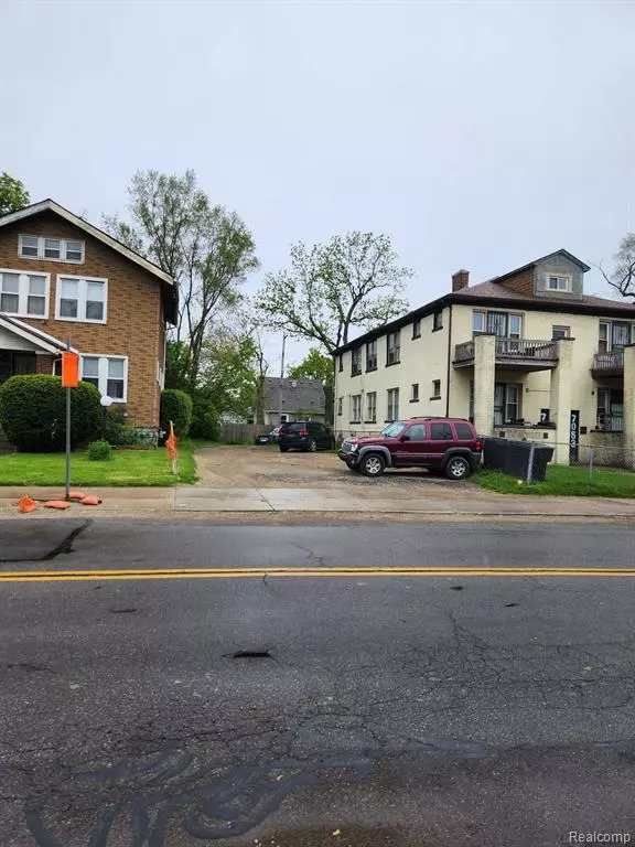 Detroit, MI 48204,7051 JOY Road