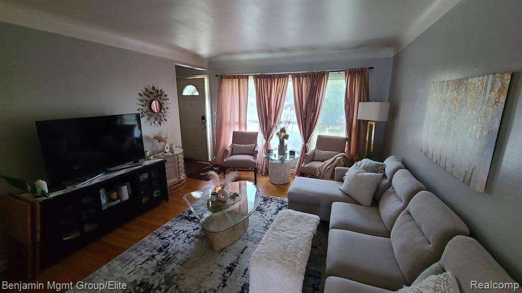 Trenton, MI 48183,3900 NORWOOD Drive