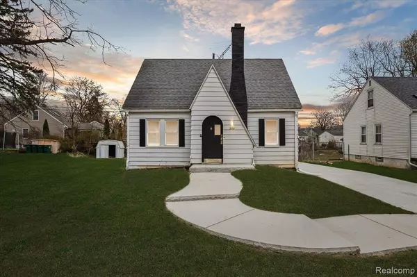 224 N HEWITT Road, Ypsilanti, MI 48197