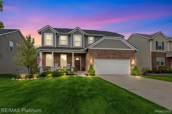 1402 SECRETARIAT Way, Howell, MI 48843