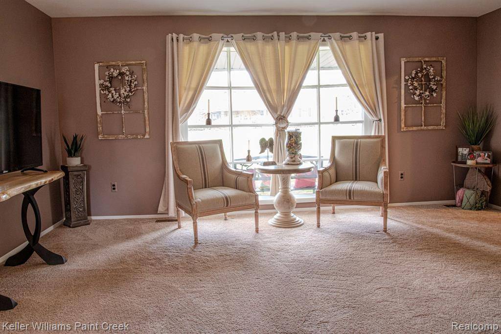 Rochester Hills, MI 48309,401 PINEHURST Drive