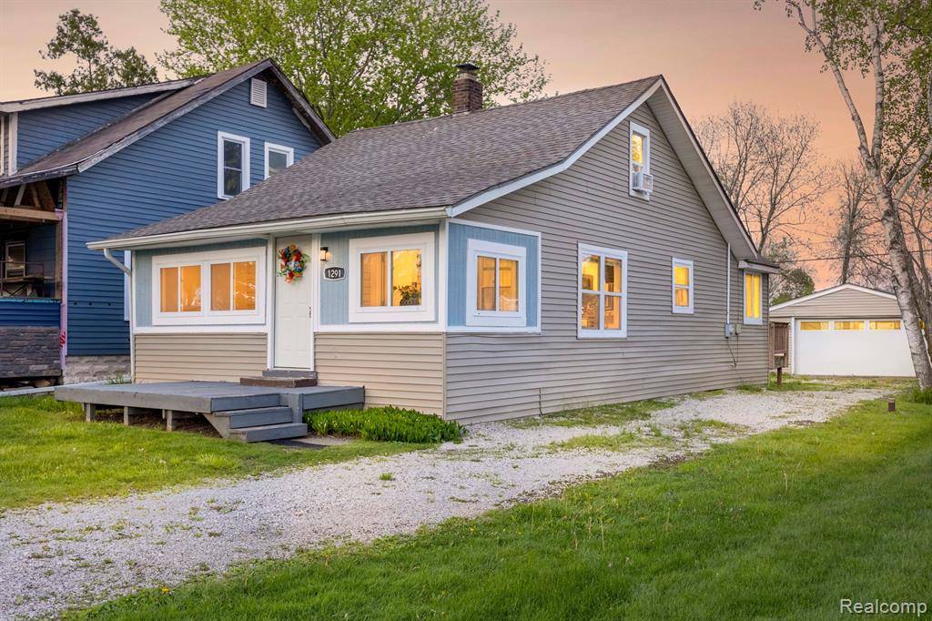 Novi, MI 48377,1291 E LAKE Drive
