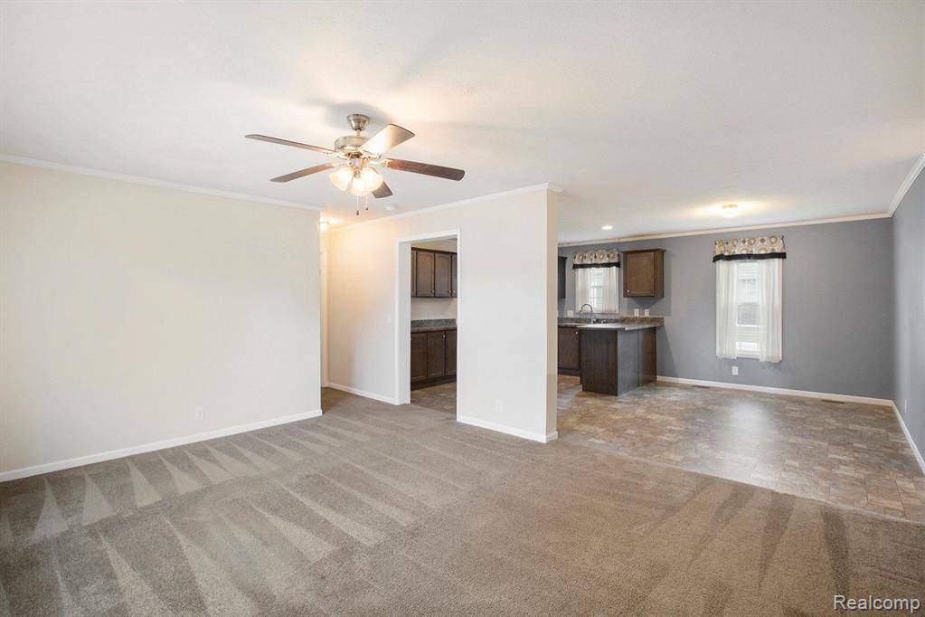 Ann Arbor, MI 48103,6655 JACKSON #289 Road