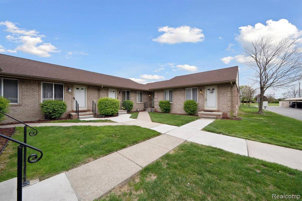 Warren, MI 48091,26871 VILLA CALABRESE