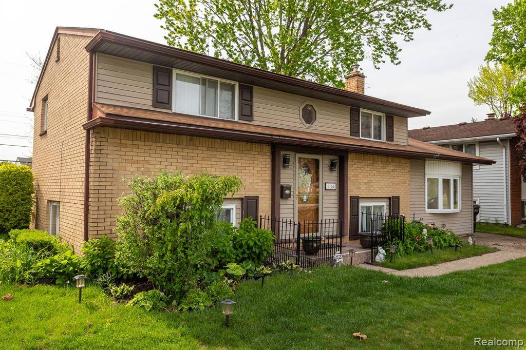 Westland, MI 48186,1156 S CARLSON Street