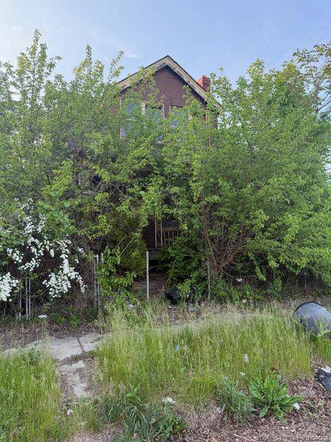14 NORTH Street, Highland Park, MI 48203