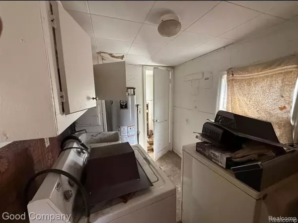 Shelby Twp, MI 48317,8558 Messmore Road