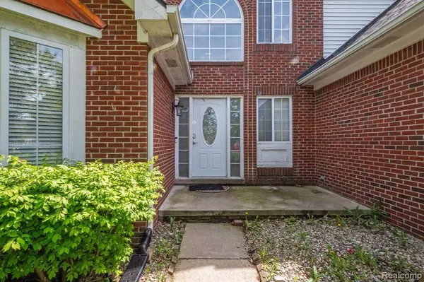 Ypsilanti, MI 48197,7870 GREENE FARM Drive