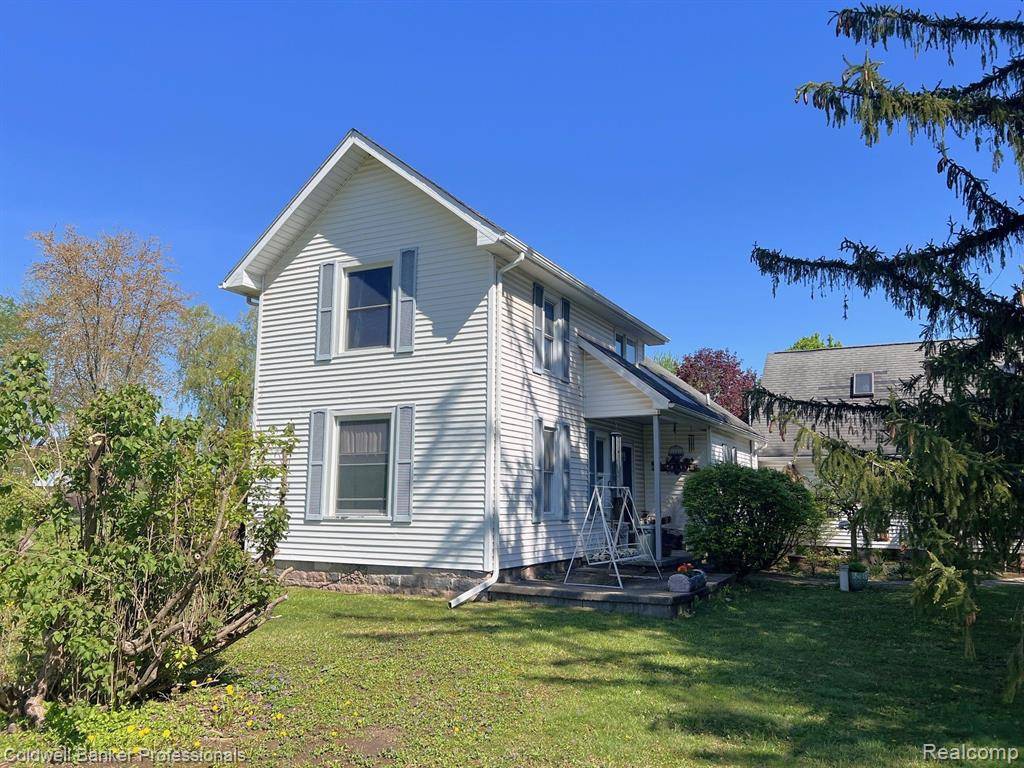 105 S Morrice Road, Morrice, MI 48857