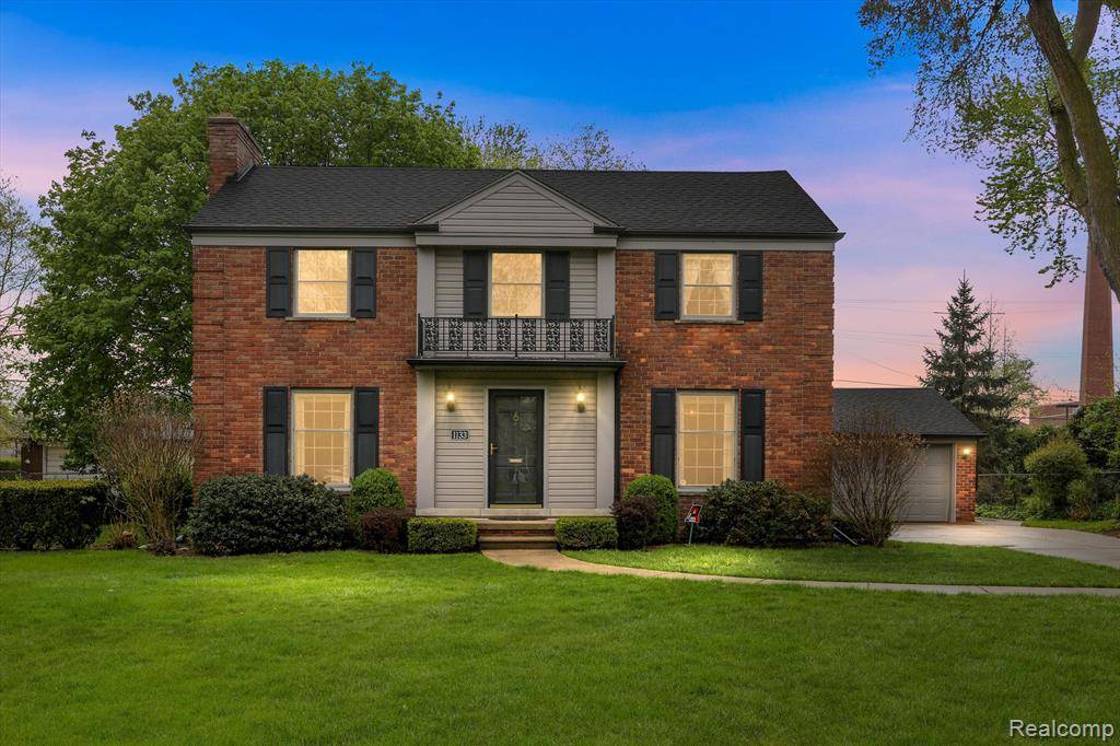 1133 BALFOUR Street, Grosse Pointe Park, MI 48230