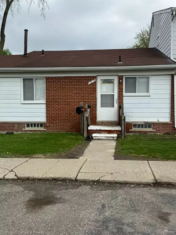 Pontiac, MI 48340,1349 CHERRYLAWN Drive