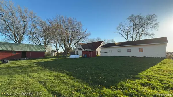 Custer, MI 49405,2258 N SCHOENHERR Road