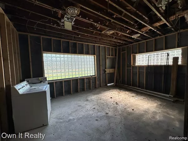 Detroit, MI 48228,13001 JOY Road