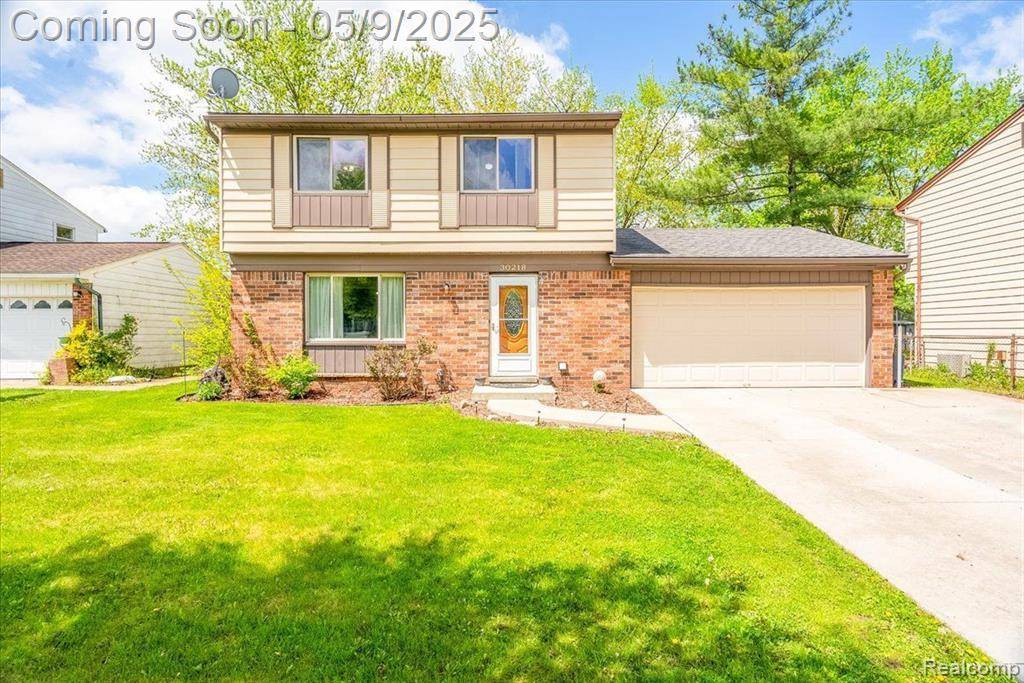 30218 DOVER Street, Flat Rock, MI 48134