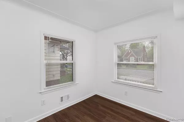 Detroit, MI 48205,18100 JOANN Street