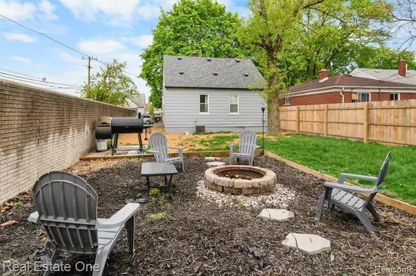 Lincoln Park, MI 48146,1925 HANFORD Avenue