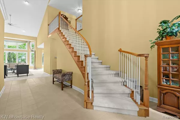 Commerce Twp, MI 48390,3241 GOVERNORS Lane