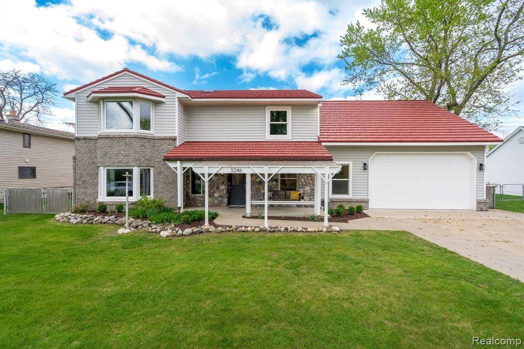 3246 MILLWALL Avenue, Keego Harbor, MI 48320