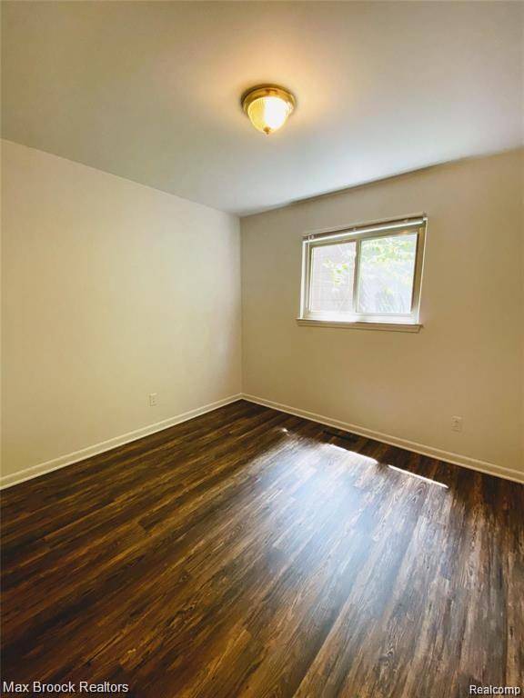 Ferndale, MI 48220,358 W BENNETT Avenue