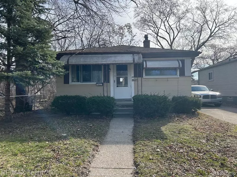 5627 Gertrude St., Dearborn Heights, MI 48125