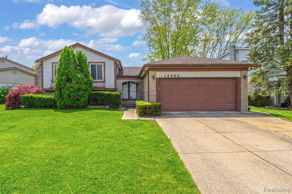 Clinton Twp, MI 48038,15690 Grainger Drive