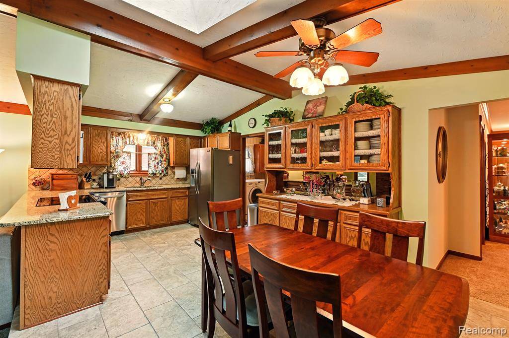 Macomb, MI 48044,47296 SANBORN Drive