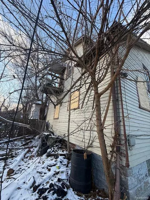 Detroit, MI 48204,10327 BEECHDALE Street