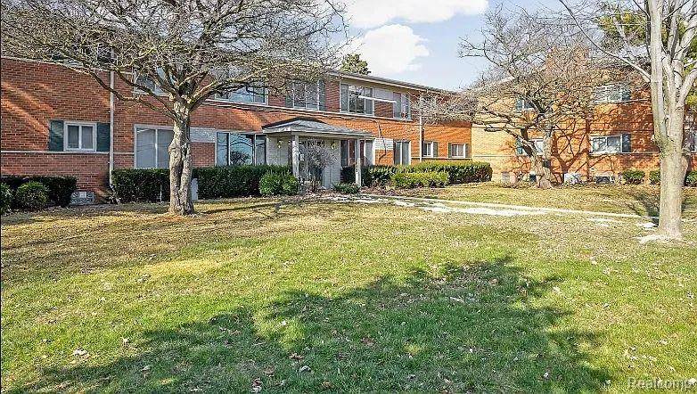 1195 DERBY Road, Birmingham, MI 48009