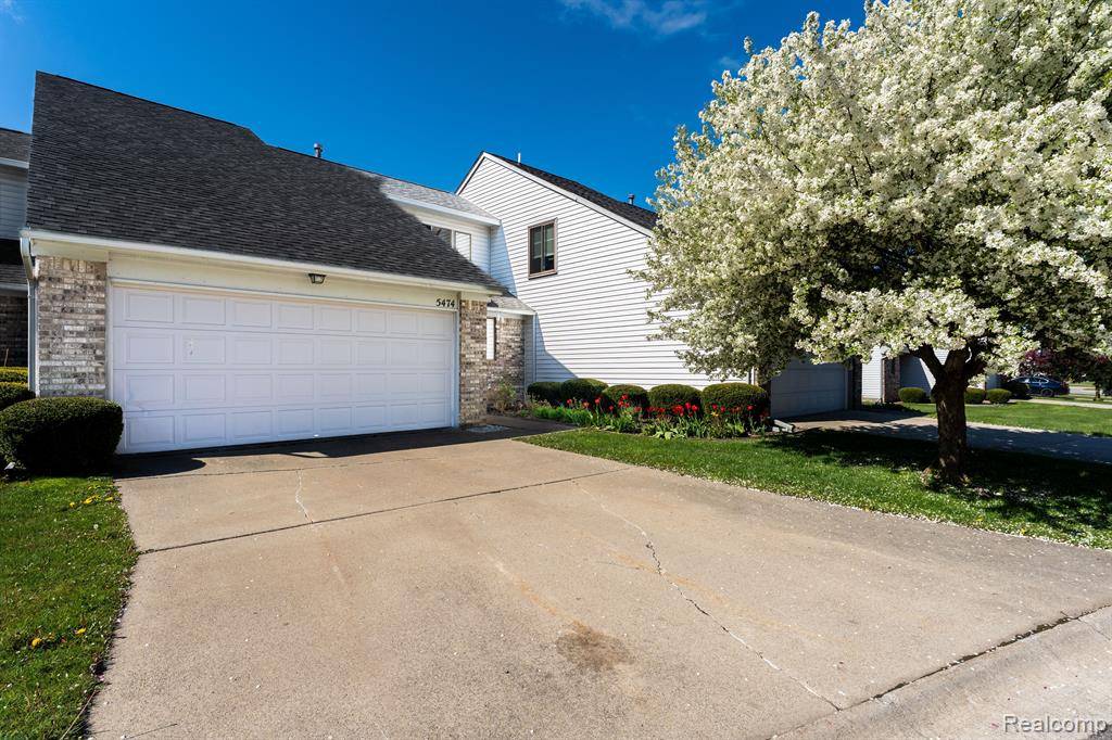 Grand Blanc, MI 48439,5474 COUNTRY HEARTH Lane