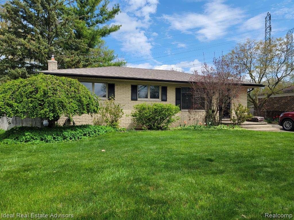 Sterling Heights, MI 48313,12769 DE COOK Drive