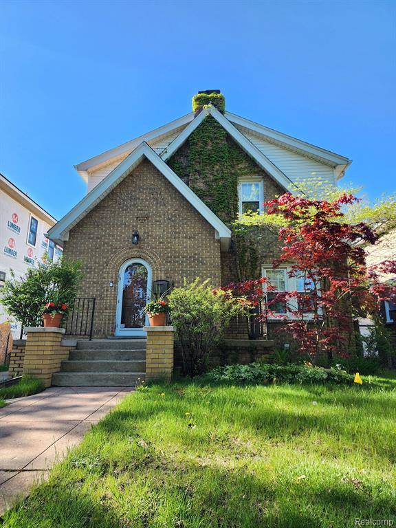2414 YALE Avenue, Royal Oak, MI 48067