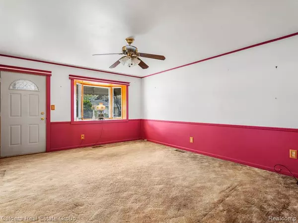 Lincoln Park, MI 48146,2122 GREGORY Avenue