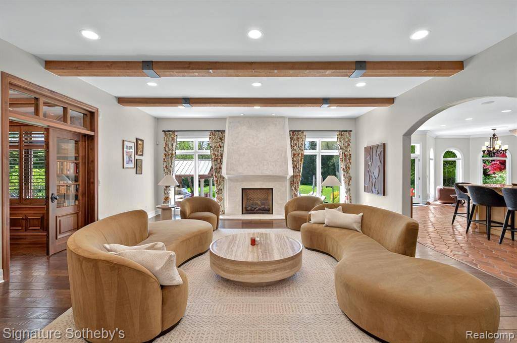 Bloomfield Hills, MI 48304,597 YARBORO Drive