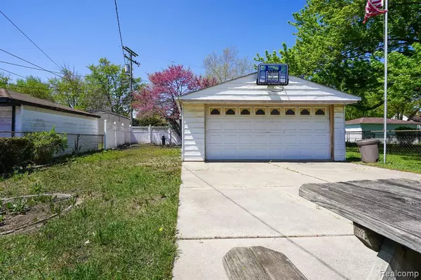 Dearborn Heights, MI 48125,4620 DUDLEY Street
