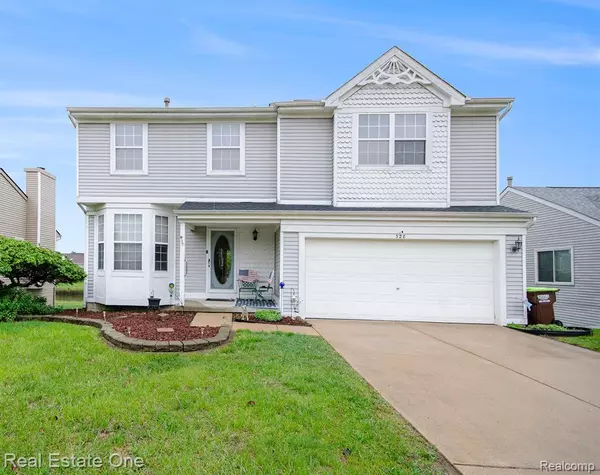 Belleville, MI 48111,328 OXFORD COURT