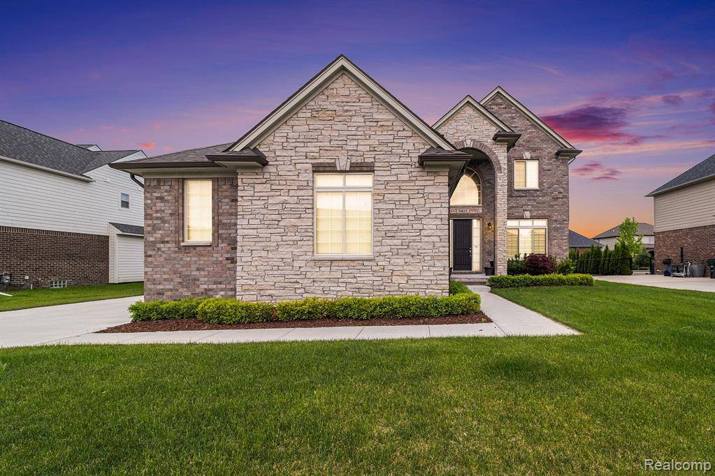 Utica, MI 48316,54615 DEADWOOD Lane