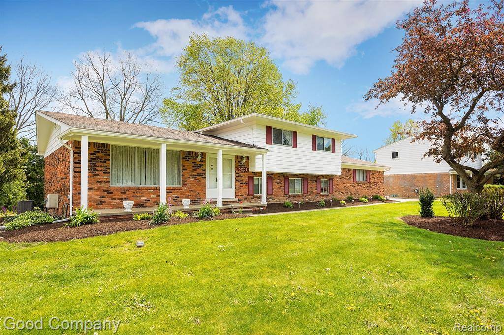Shelby Twp, MI 48316,53258 BANCROFT Drive
