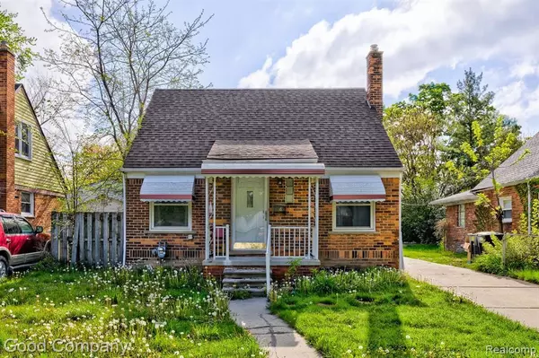 7686 W PARKWAY Street, Redford, MI 48239