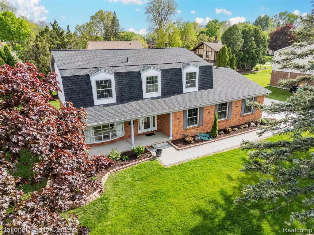 Farmington Hills, MI 48331,34623 LAKEHURST S Drive