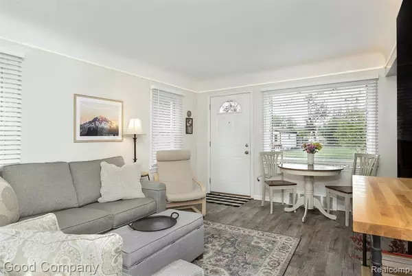 Saint Clair Shores, MI 48080,22408 CALIFORNIA Street